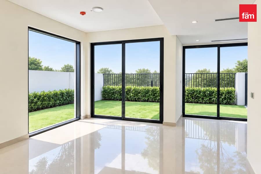 Modern | Spacious | Close to Golden Beach Modern | Spacious | Close to Golden Beach