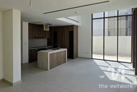 4 Bedroom Townhouse for Sale in Mudon, Dubai - Single Row | Next to Entrance & Pool | Corner Unit 4 Bedroom Townhouse for Sale in Mudon, Dubai - Single Row | Next to Entrance & Pool | Corner Unit