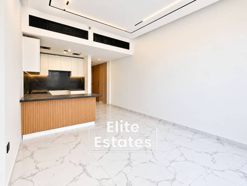3 Minimalist Modern Apartment Interior. png