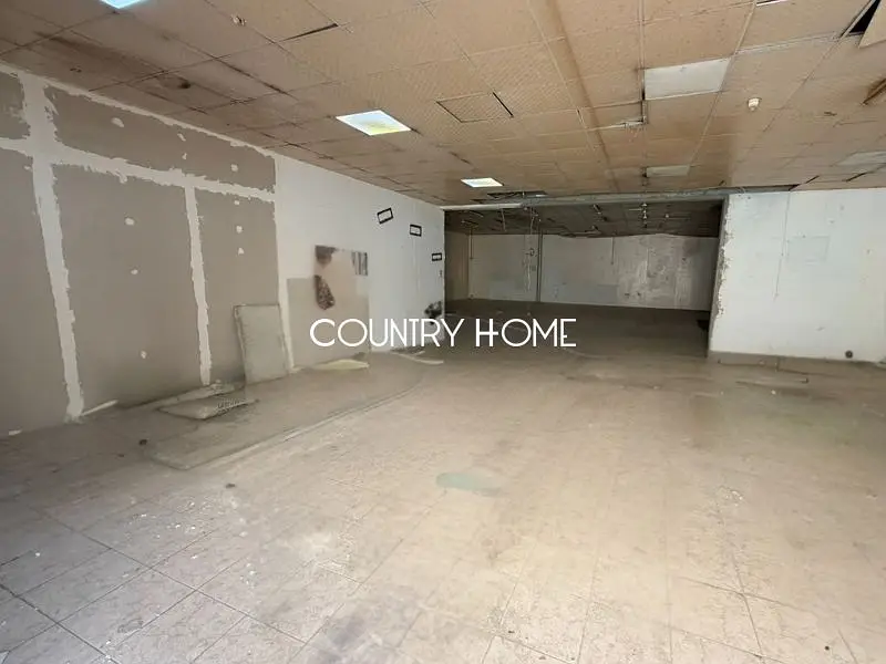 4200 Sqft Storage Warehouse | Prime Area