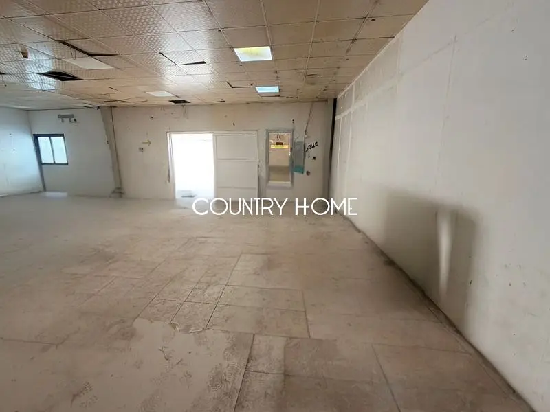 4200 Sqft Storage Warehouse | Prime Area