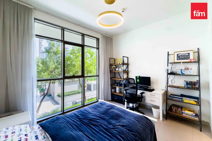 Best Price | Full Park View | Vacant on Transfer