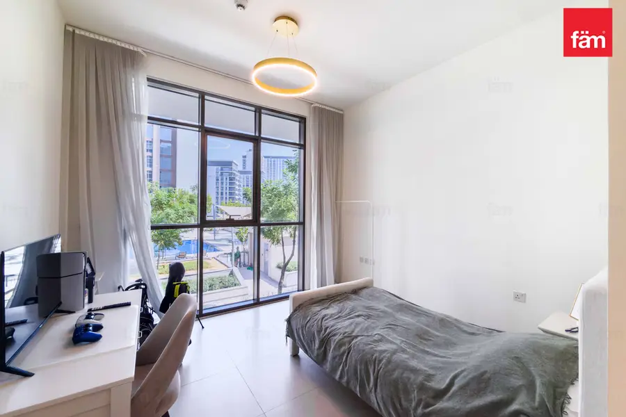 Best Price | Full Park View | Vacant on Transfer