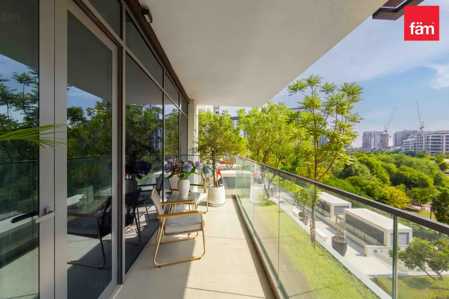 Best Price | Full Park View | Vacant on Transfer