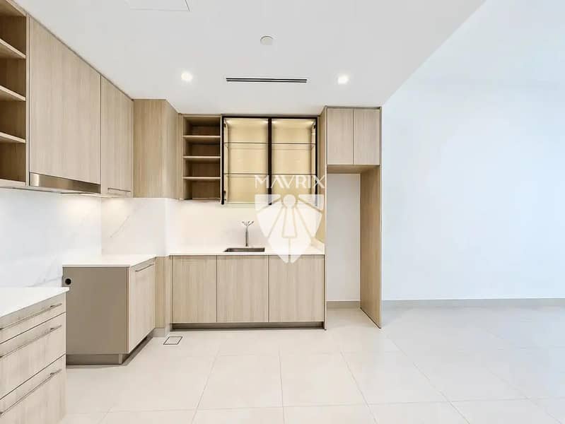 4 Image 4
