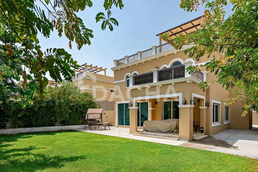 Villa in Jumeirah Park,District 9, 4 slaapkamers, 8500000 AED - 16877823 Villa in Jumeirah Park,District 9, 4 slaapkamers, 8500000 AED - 16877823