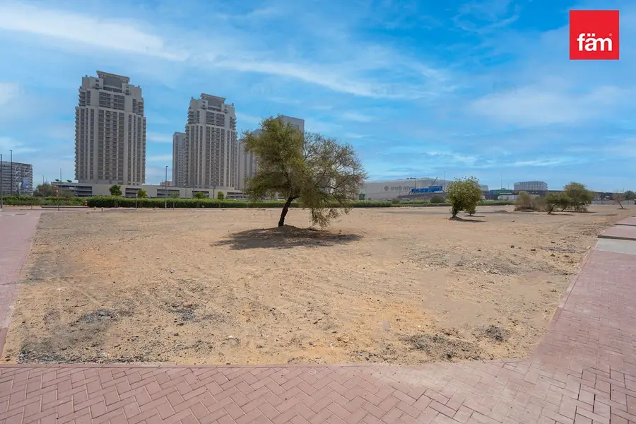 PRIME LIWAN PLOTS FOR SALE | BUILD 2 UNITS