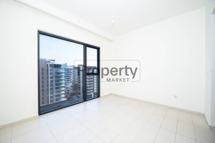 Prime Location | Spacious | Near Mall Prime Location | Spacious | Near Mall