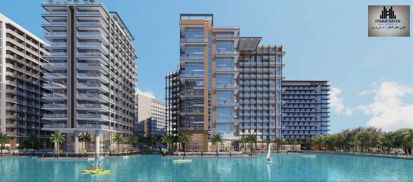 2 Azizi Venice 10. jpg