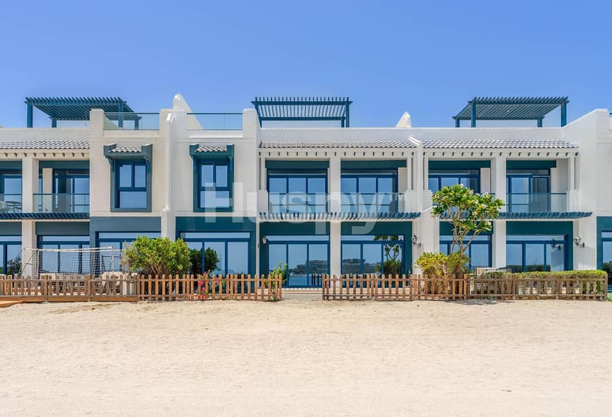 Private Beach | Upgraded | 4 Cheques Private Beach | Upgraded | 4 Cheques