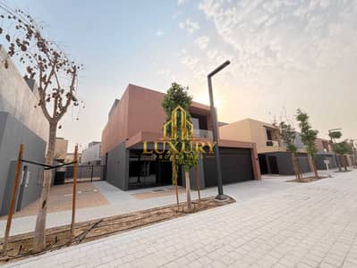 4 habitaciones Villa para en Alquiler en Tilal City, Sharjah - LUXURY 4BR STANDALONE VILLA | PRIVATE GARDEN & FREE LANDSCAPING | SARO, MASAAR | AED 220K 4 habitaciones Villa para en Alquiler en Tilal City, Sharjah - LUXURY 4BR STANDALONE VILLA | PRIVATE GARDEN & FREE LANDSCAPING | SARO, MASAAR | AED 220K