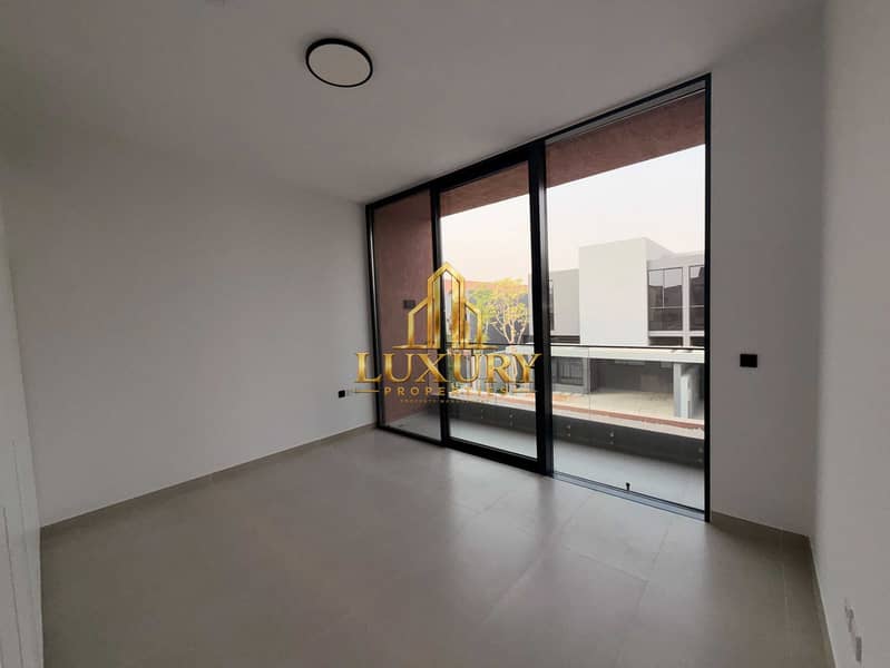 14 LUXURY 4BR STANDALONE VILLA | PRIVATE GARDEN & FREE LANDSCAPING | SARO, MASAAR | AED 220K
