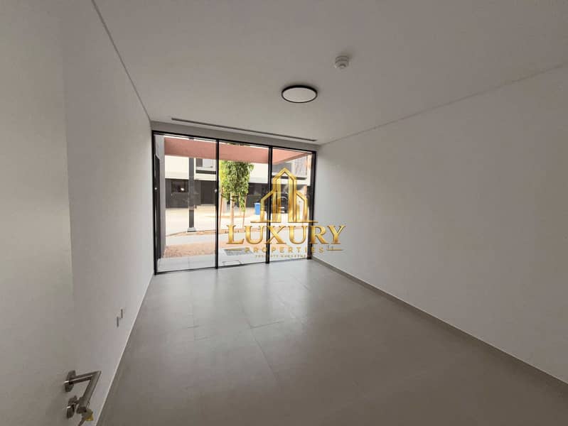 15 LUXURY 4BR STANDALONE VILLA | PRIVATE GARDEN & FREE LANDSCAPING | SARO, MASAAR | AED 220K