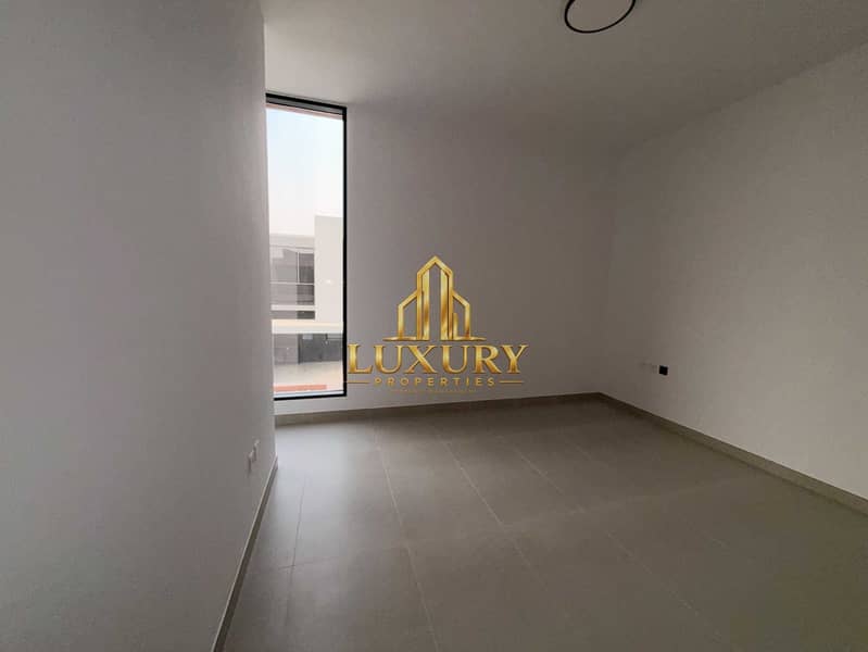 16 LUXURY 4BR STANDALONE VILLA | PRIVATE GARDEN & FREE LANDSCAPING | SARO, MASAAR | AED 220K