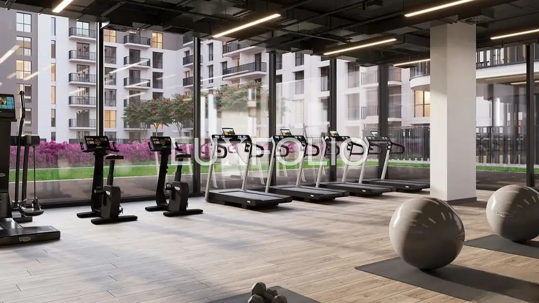 Butterfly Layout | Pool View | High Floor