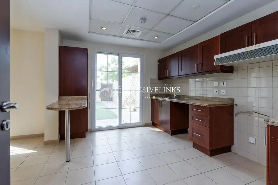 Managed | Unfurnished 2 BR | Avail 21st Nov