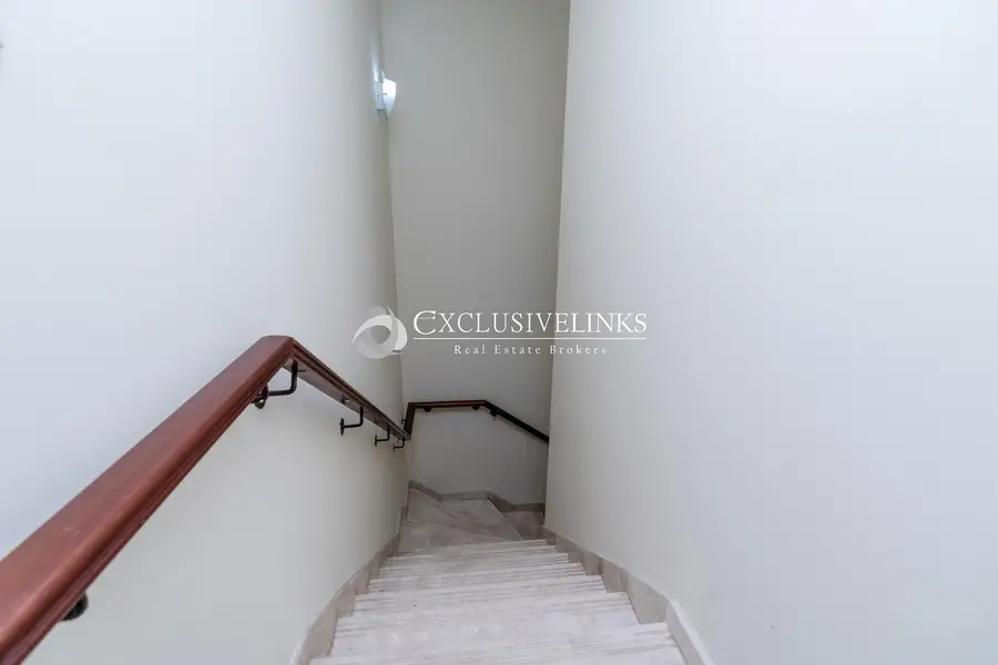Managed | Unfurnished 2 BR | Avail 21st Nov