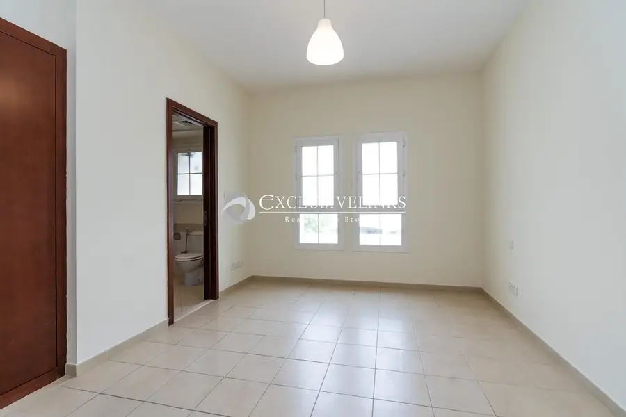 Managed | Unfurnished 2 BR | Avail 21st Nov