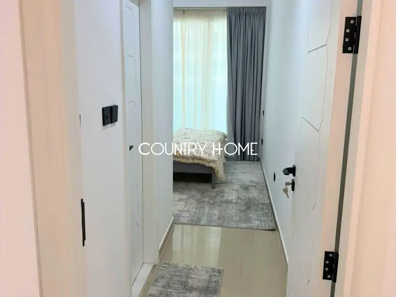 Upgraded 1BR | Partial Sea View | Move In Ready