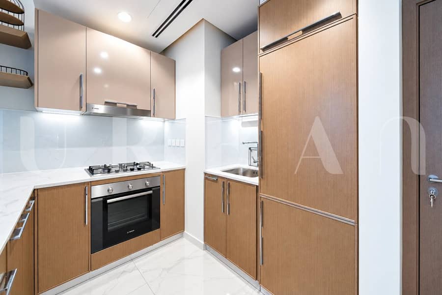 8 original-48427029-DD5C-40A8-B51D-CFDFD67EB192. jpg