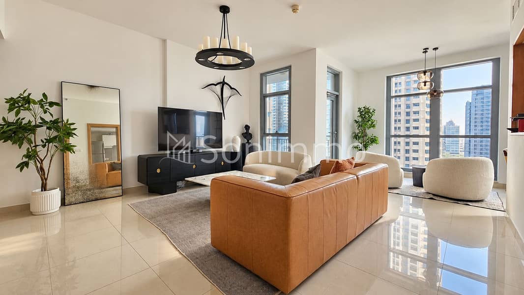 6 Sunlit Contemporary City Living Room. png