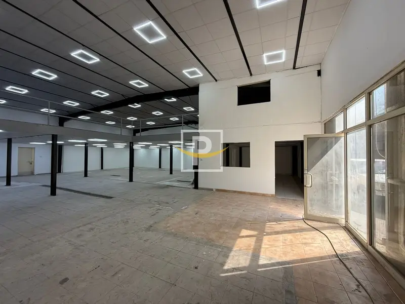 Fitted Warehouse in Al Quoz | Prime Location