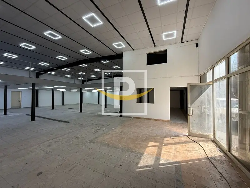 Fitted Warehouse in Al Quoz | Prime Location