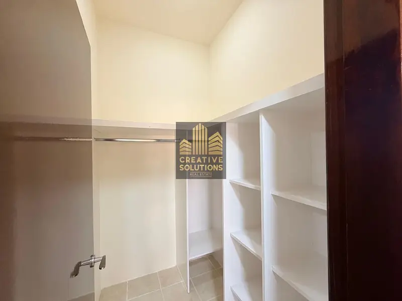 CLOSED KETRO - FAMILY BUILDING -READY TO MOVE