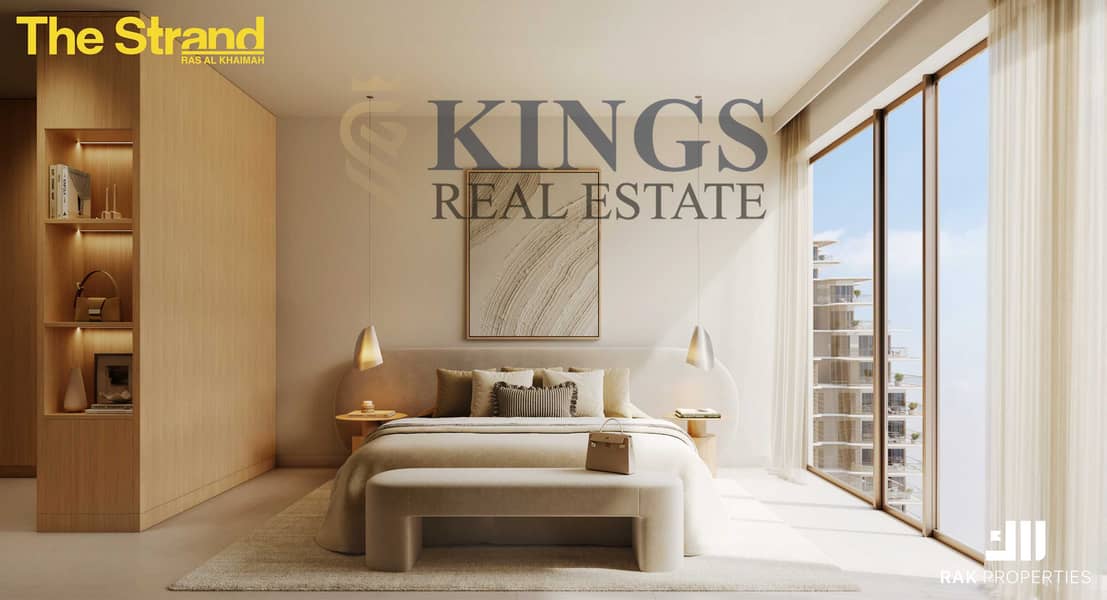 8 The Strand_37 (1). png