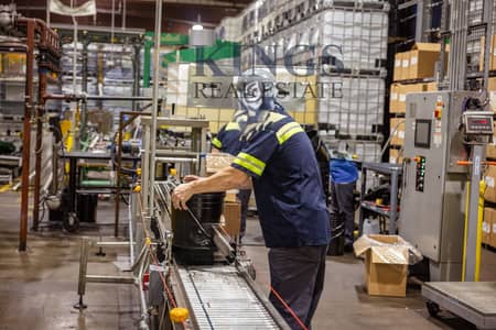 Factory in vendita a Al Hamra Industrial Zone, Ras Al Khaimah - USL-Baltimore-132-of-240-scaled. jpg Factory in vendita a Al Hamra Industrial Zone, Ras Al Khaimah - USL-Baltimore-132-of-240-scaled. jpg