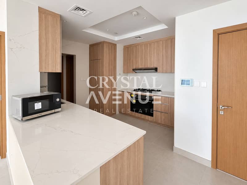 3 Natural daylight property listing photo-8. png