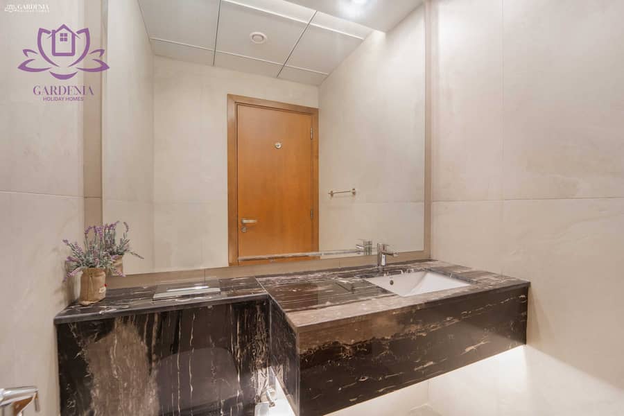15 Powder Room 2. jpg