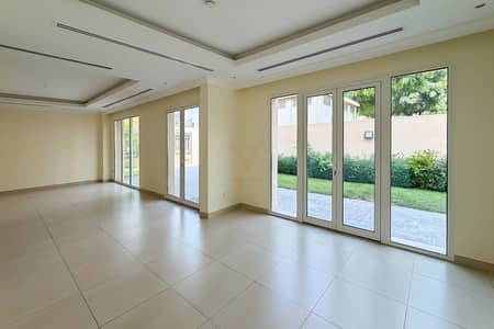 Villa de 4 chambres à à louer à Dubai Science Park, Dubai - Villa à Dubai Science Park,Villa Lantana,Villa Lantana 2, 4 chambres, 360000 AED - 16879359 Villa de 4 chambres à à louer à Dubai Science Park, Dubai - Villa à Dubai Science Park,Villa Lantana,Villa Lantana 2, 4 chambres, 360000 AED - 16879359