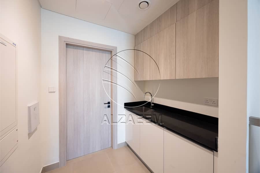 15 021A0470-HDR. jpg