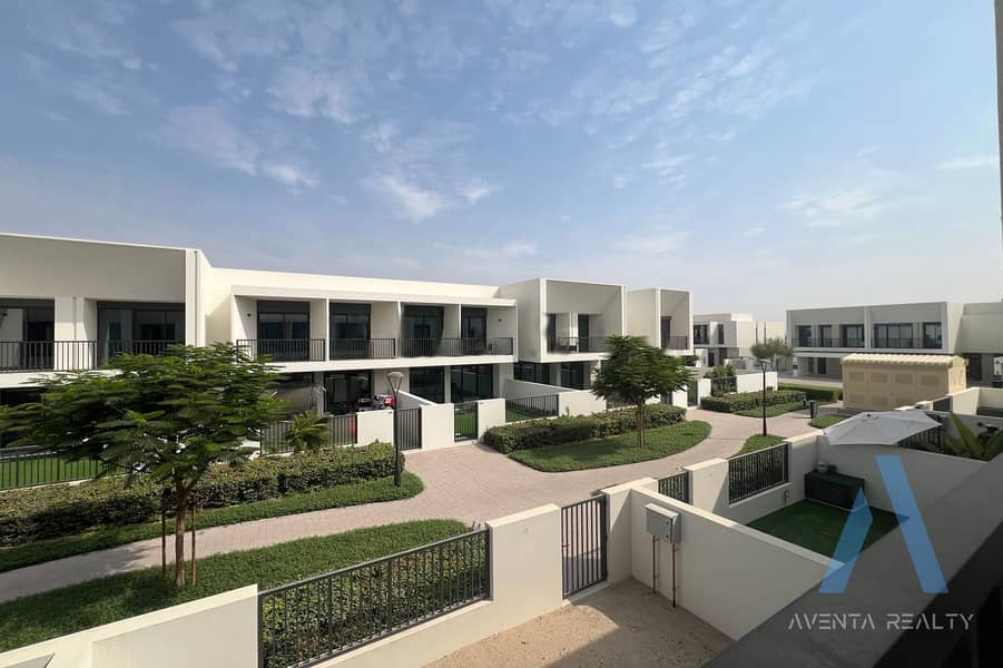 3 05_Exterior_Greenbelt-view. jpg