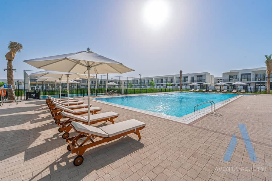 16 20_Community_Pool. jpg