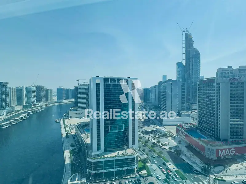 Fully Fitted Office I High Floor I 661 Sq. Ft.