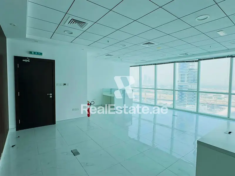 Fully Fitted Office I High Floor I 661 Sq. Ft.