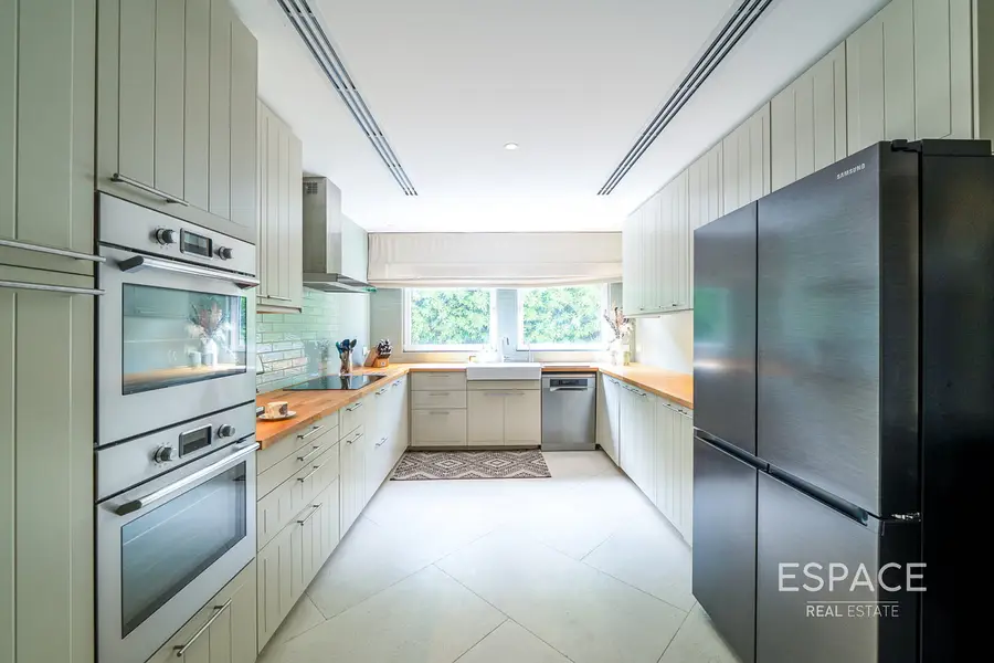 Meadows 1 | 3 Bedroom Maid & Study | Private Pool