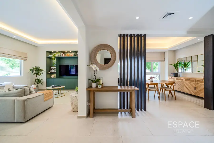 Meadows 1 | 3 Bedroom Maid & Study | Private Pool