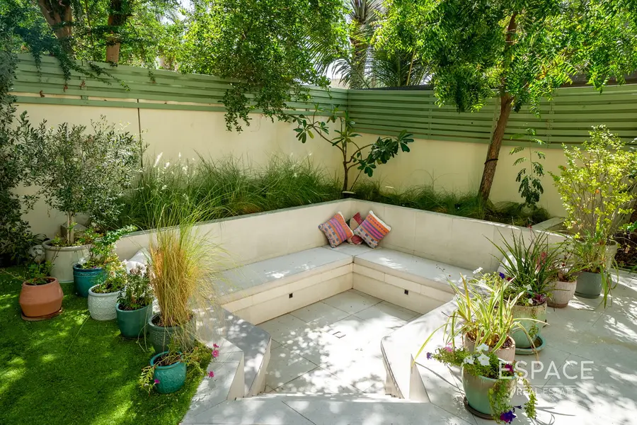 Meadows 1 | 3 Bedroom Maid & Study | Private Pool