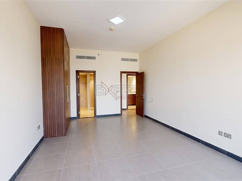 8 Image 8