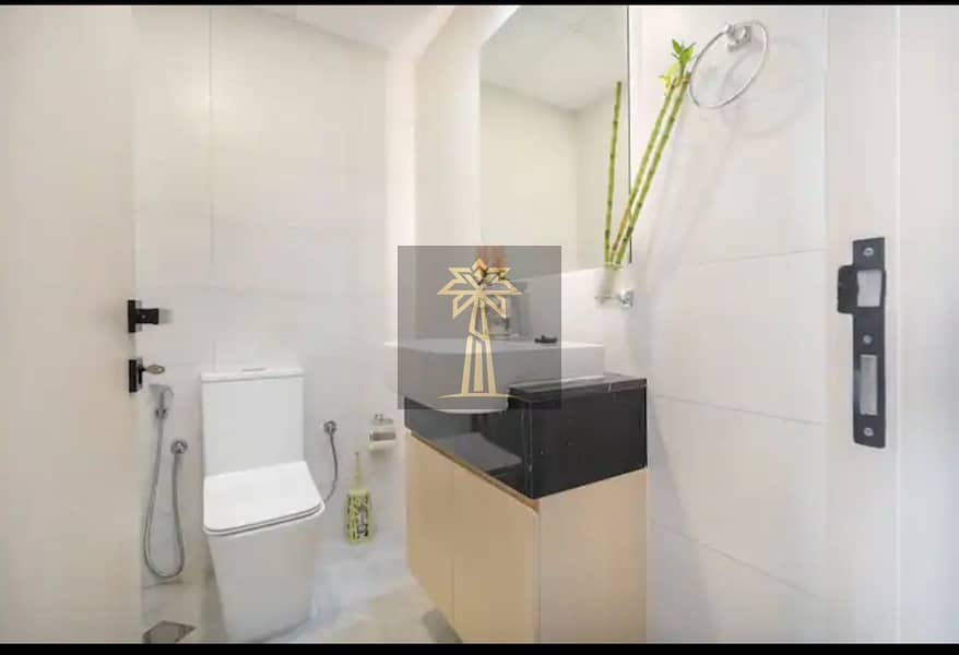 7 WhatsApp Image 2026-10-15 at 15.06. 52. jpeg
