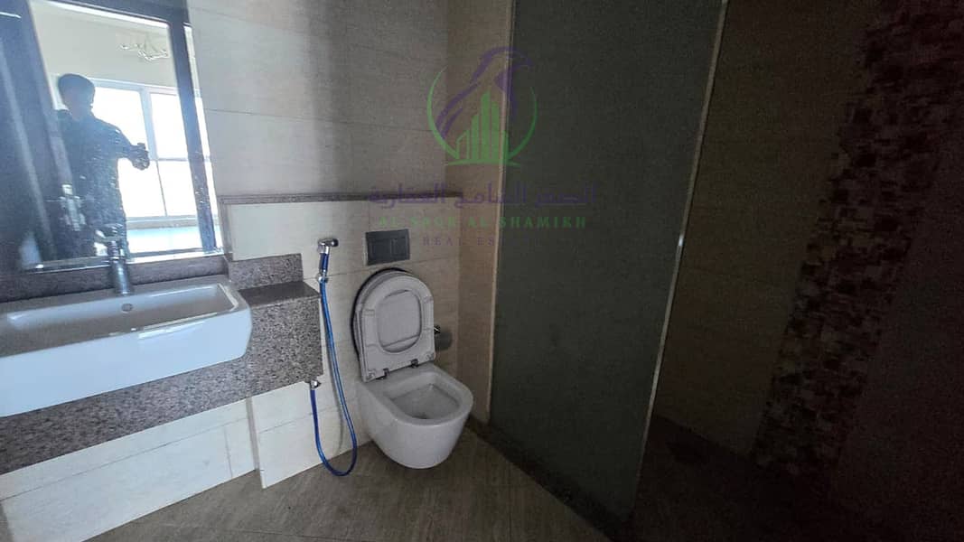 14 apartment-for-rent-2-bedroom-alkhan-alsharqh-bathroom-07. jpg