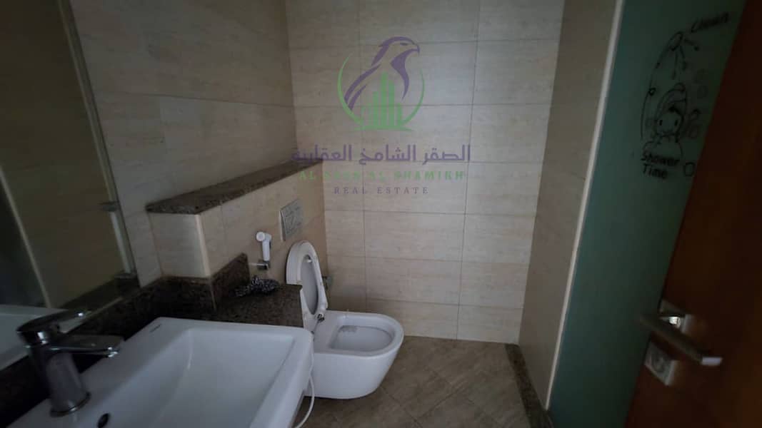 15 apartment-for-rent-2-bedroom-alkhan-alsharqh-bathroom-09. jpg