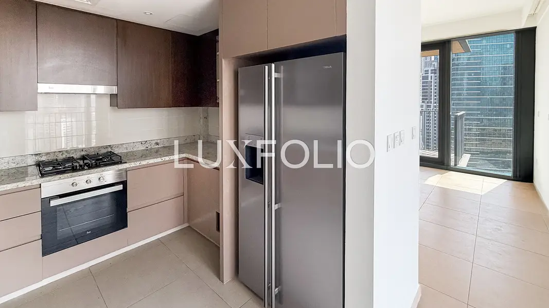 Prime Corner Unit | Vacant | Open Views