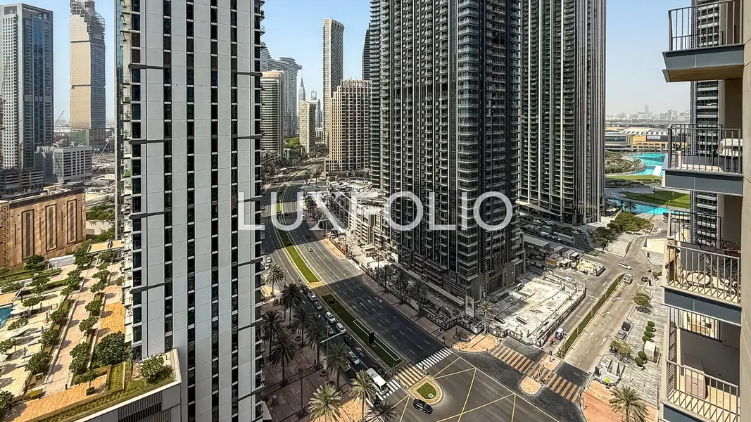 Prime Corner Unit | Vacant | Open Views