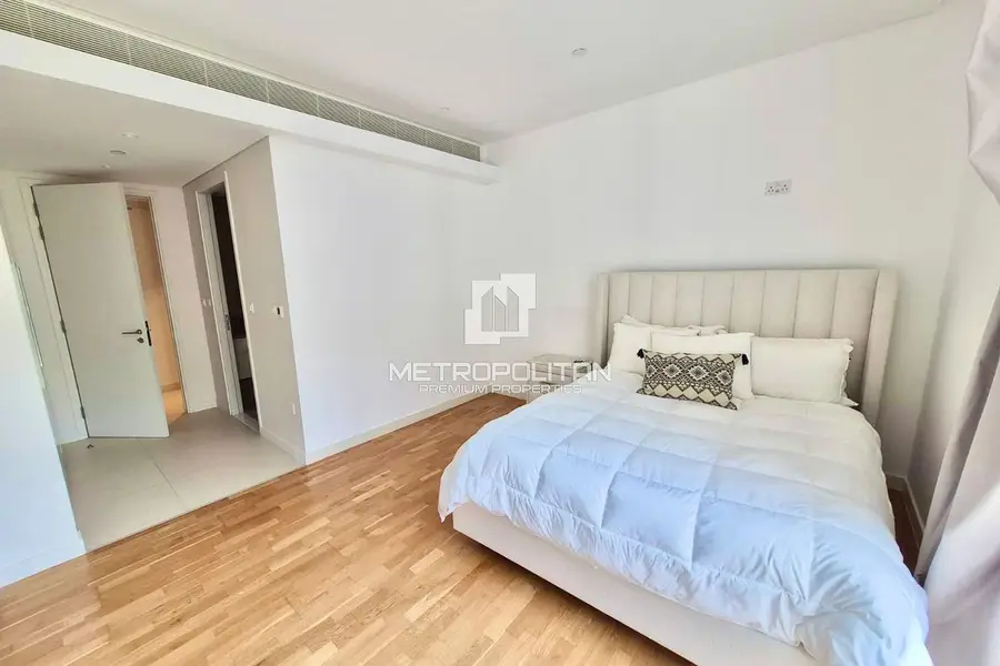 Mid Floor | Resort Style | Well Maintained