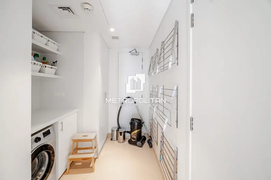 Mid Floor | Resort Style | Well Maintained