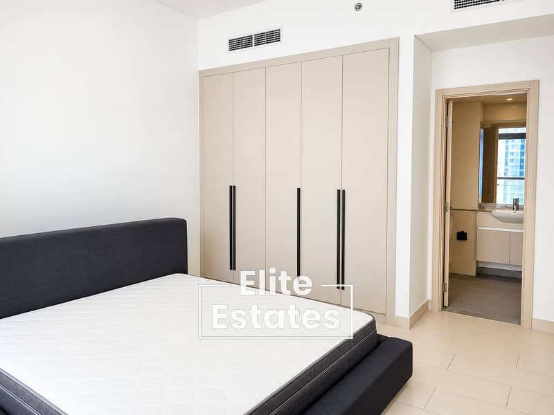 6 Minimalist Bedroom with Ensuite Wardrobe. png